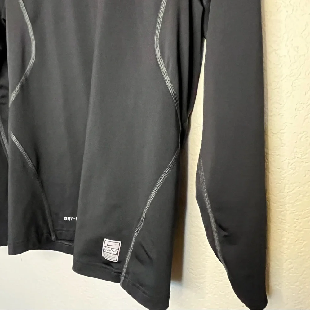 Nike Pro Combat Dri Fit Fitted Black Long Sleeve Shirt Men's Small